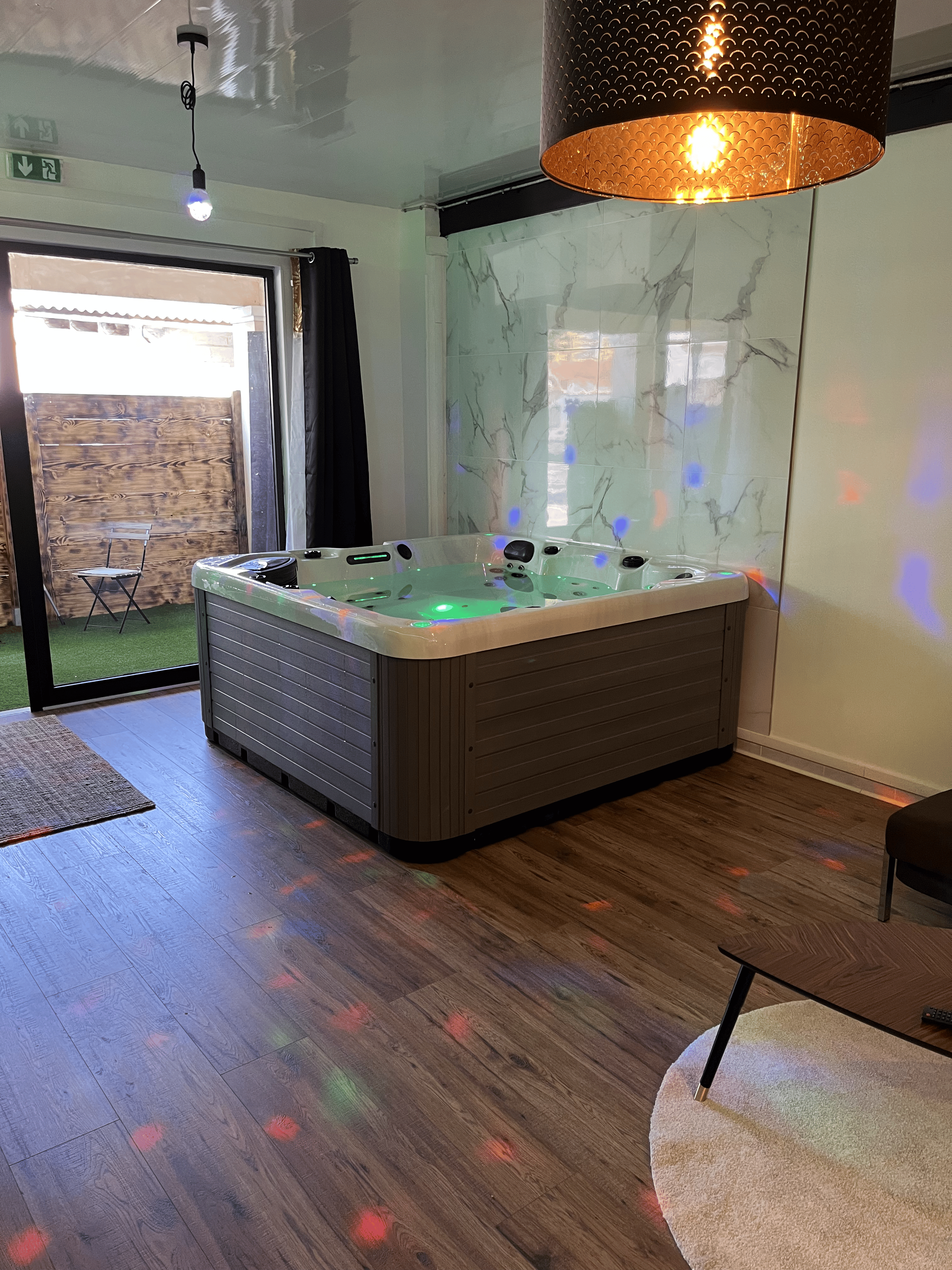 Jacuzzi privatif de L'Impérial